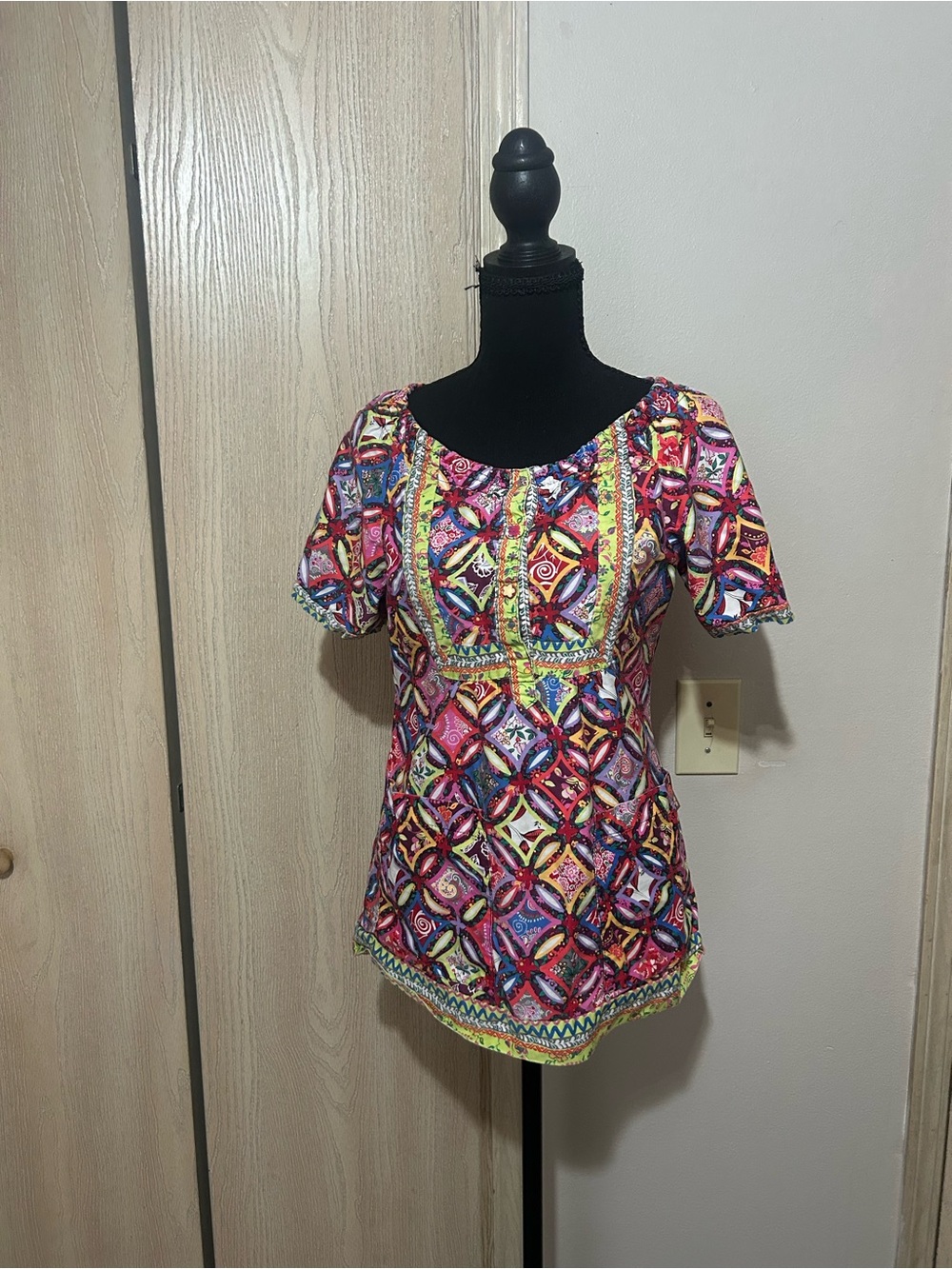 koi Multicolor Geometric Print Tunic